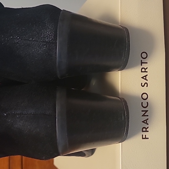 Franco Sarto suede ankle boots; Size 5-1/2 - Picture 5 of 10